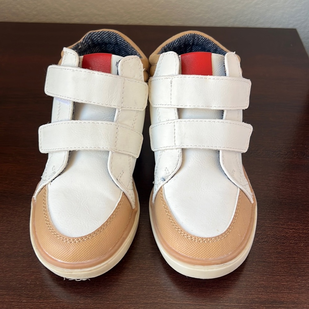 Boys sneaker